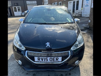 Used Peugeot 208 2015 for sale - 78107055: Photo
