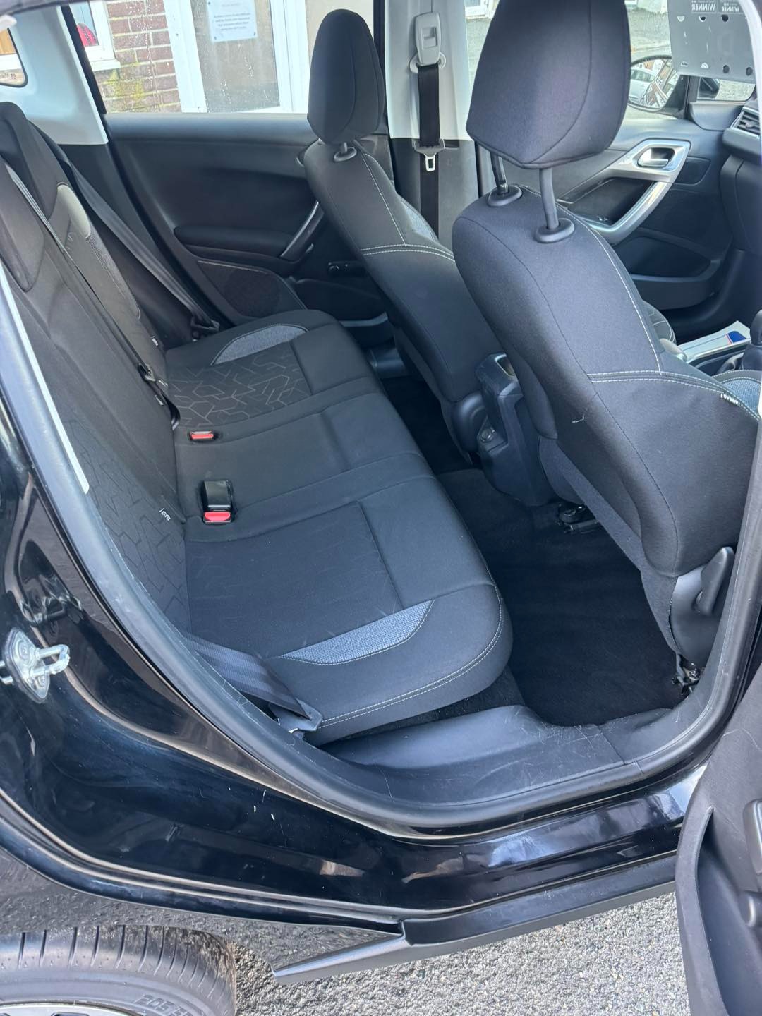 Used Peugeot 2008 2017 for sale - 76450037: Photo 10