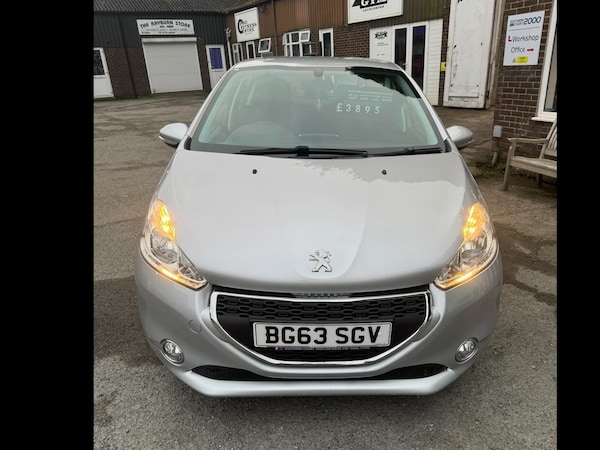 Used Peugeot 208 2013 for sale - 76219253: Photo 1