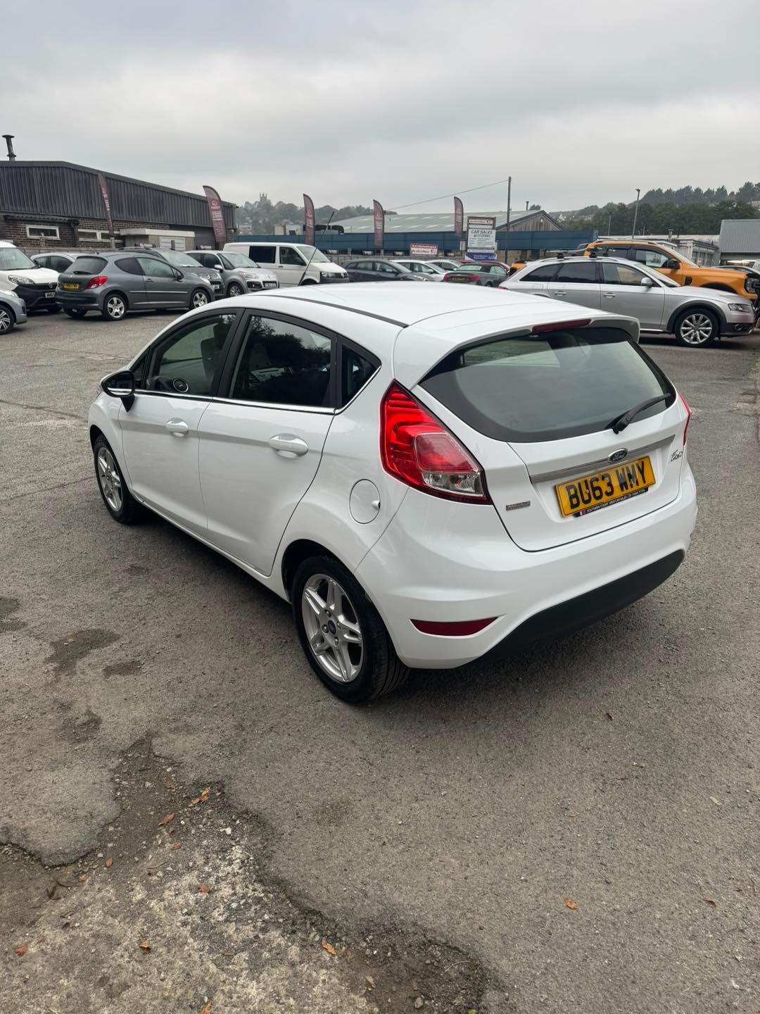 Used Ford Fiesta 2013 for sale - 76252658: Photo 4
