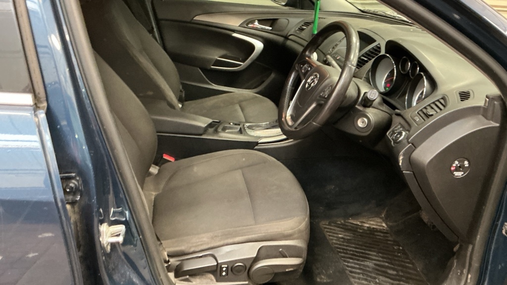 Used Vauxhall Insignia 2011 for sale - 77676415: Photo 9