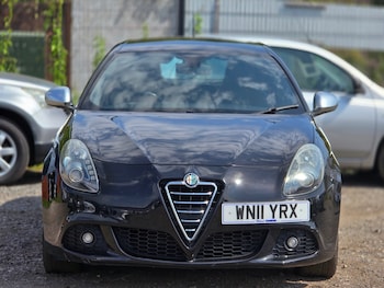 Used Alfa Romeo Giulietta 2011 for sale - 75536025: Photo