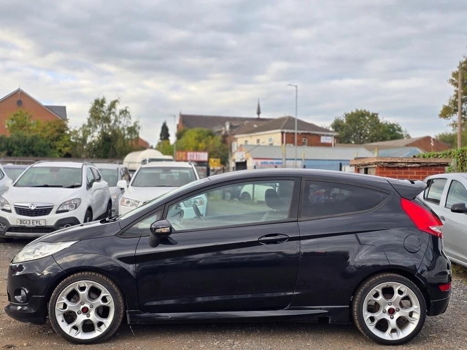 Used Ford Fiesta 2010 for sale - 76847293: Photo 7