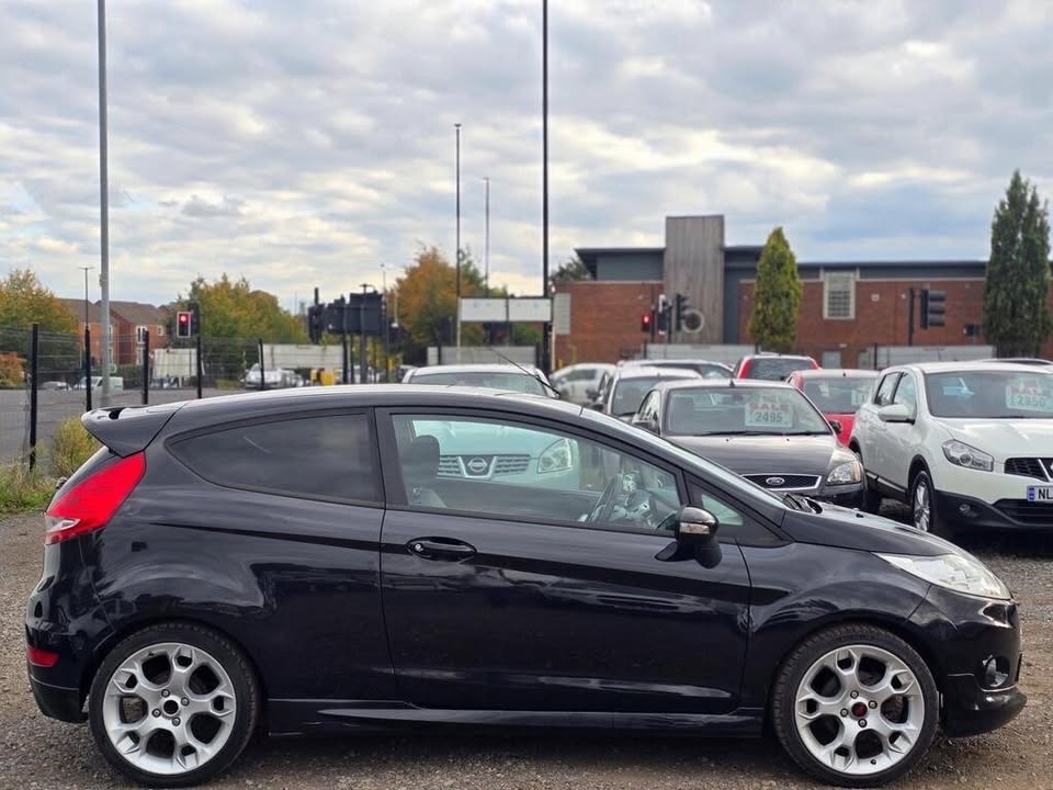 Used Ford Fiesta 2010 for sale - 76847293: Photo 8