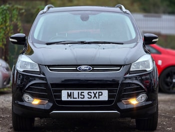 Used Ford Kuga 2015 for sale - 76265734: Photo 2