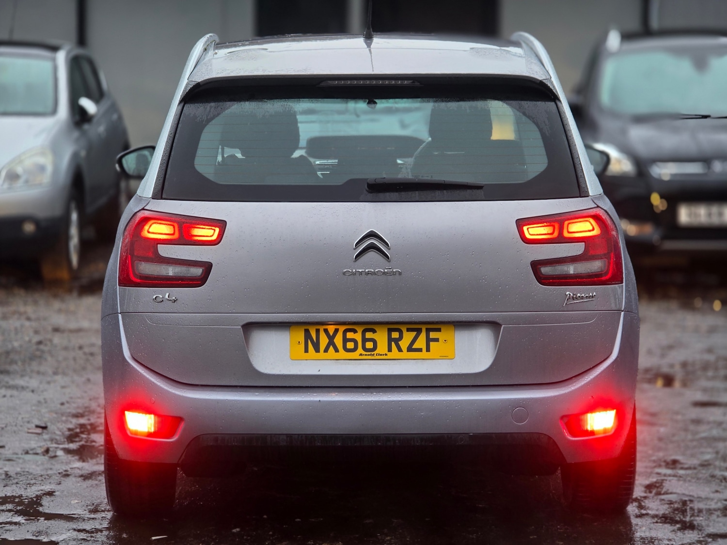 Used Citroen C4 Grand Picasso 2016 for sale - 77165579: Photo 10