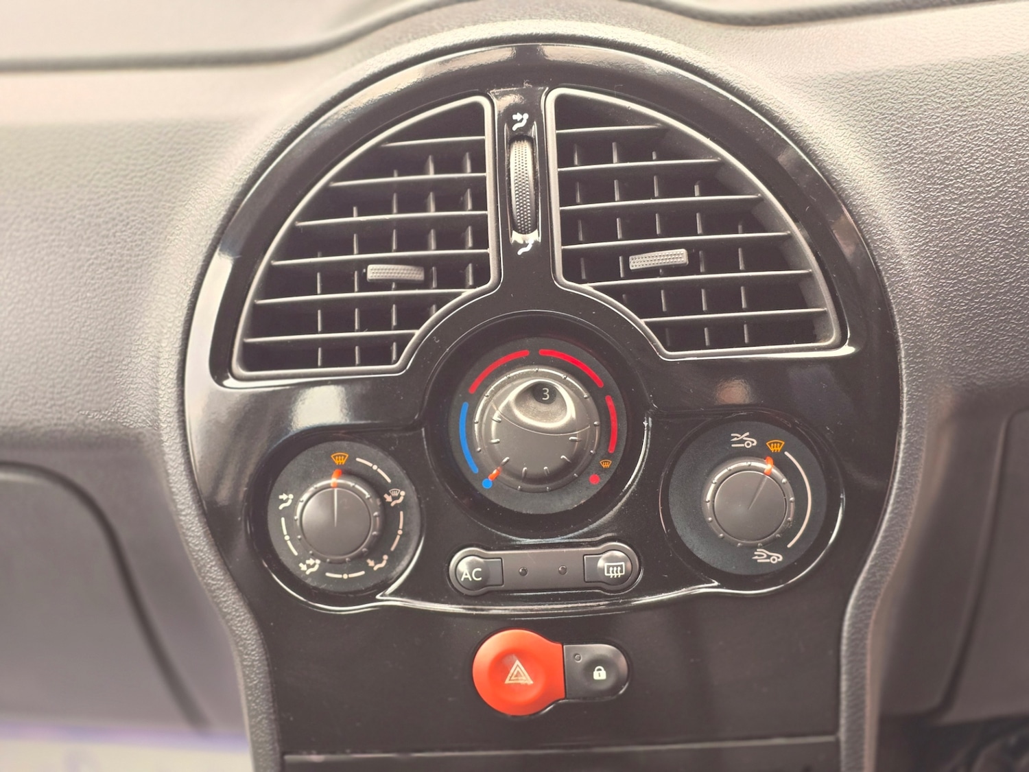 Used Renault Grand Modus 2012 for sale - 77988636: Photo 15