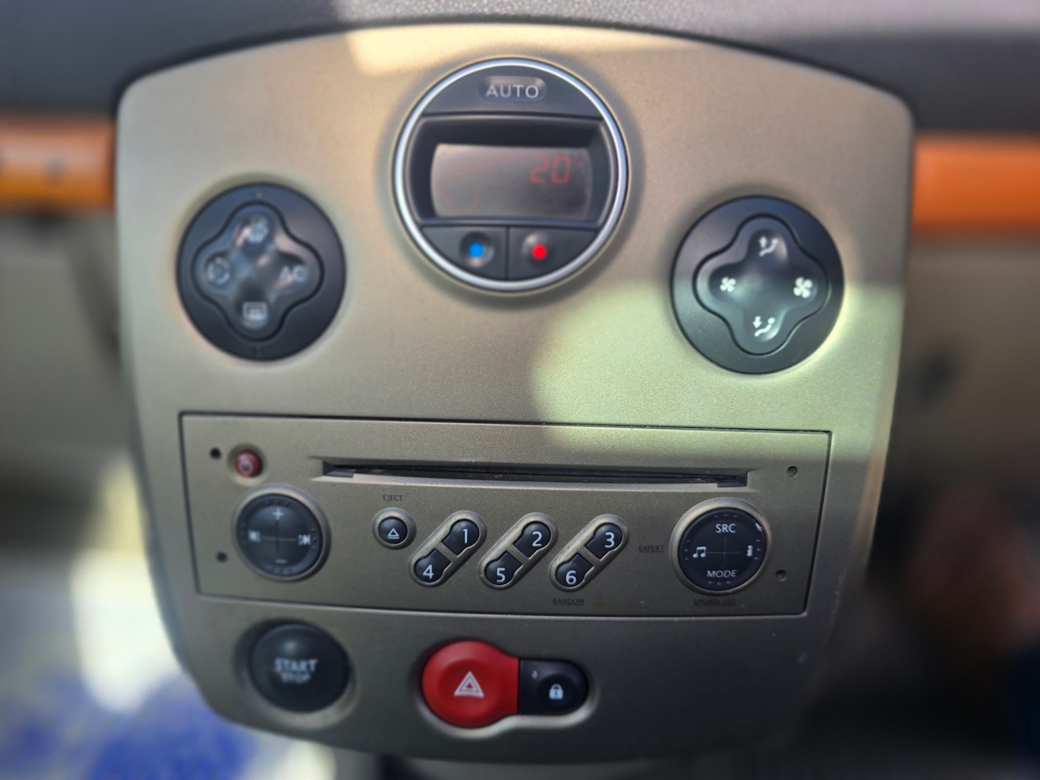 Used Renault Clio 2007 for sale - 77877195: Photo 18