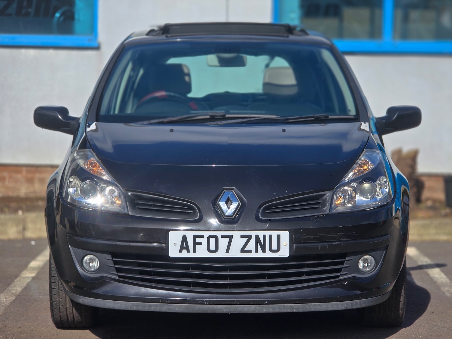 Used Renault Clio 2007 for sale - 77877195: Photo 2