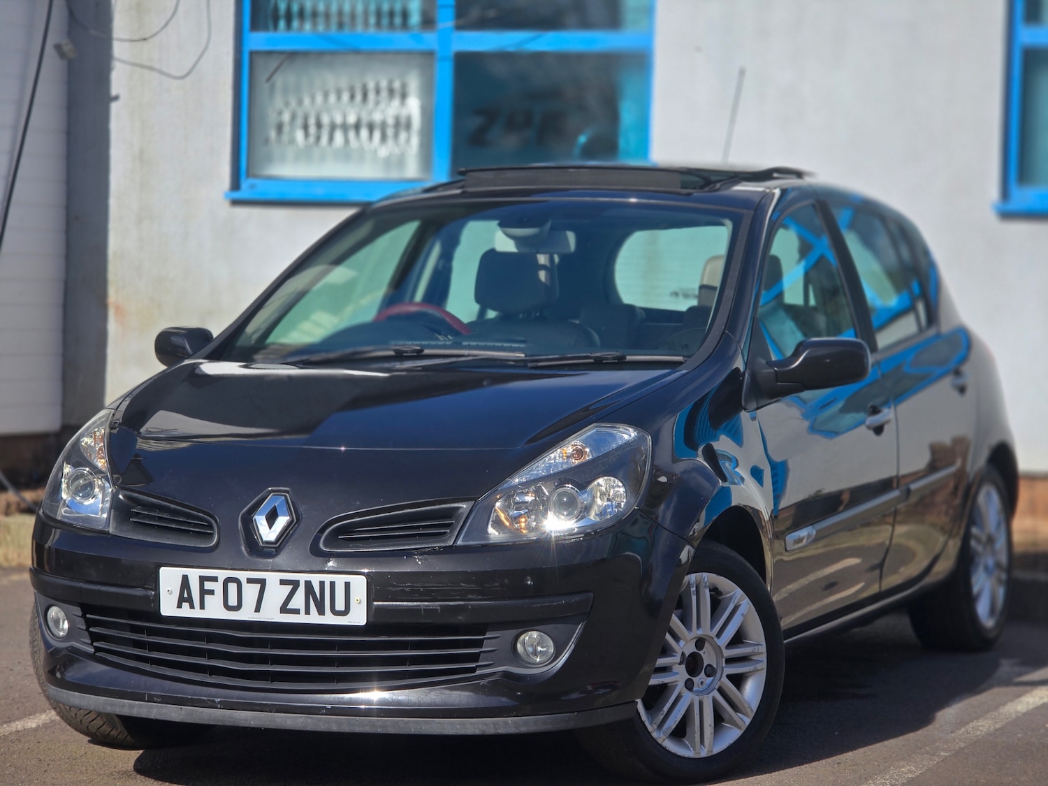 Used Renault Clio 2007 for sale - 77877195: Photo 3