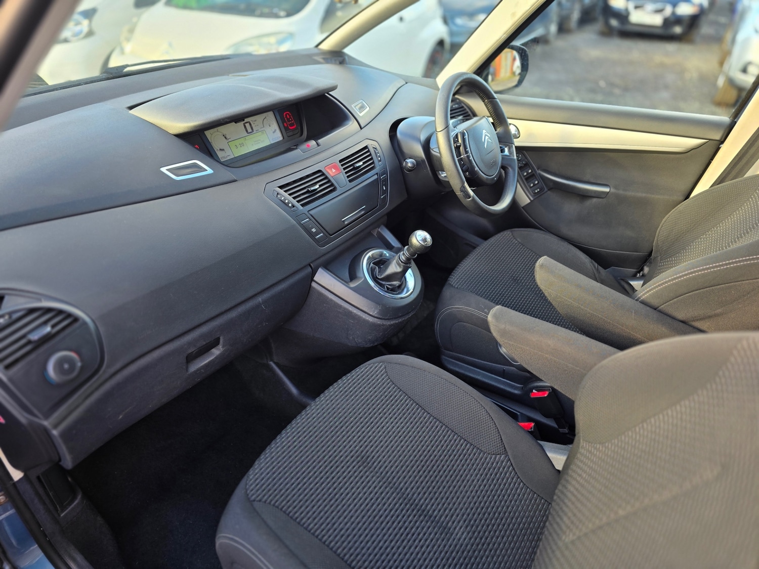 Used Citroen C4 Grand Picasso 2011 for sale - 76350672: Photo 18