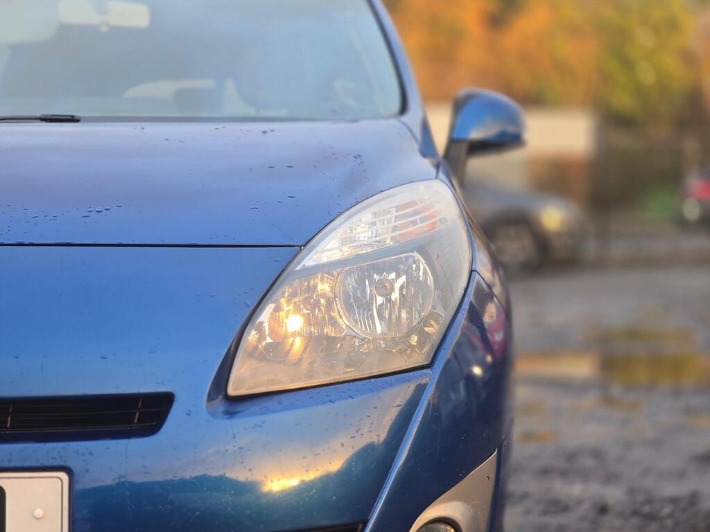 Used Renault Grand Scenic 2011 for sale - 77019836: Photo 12