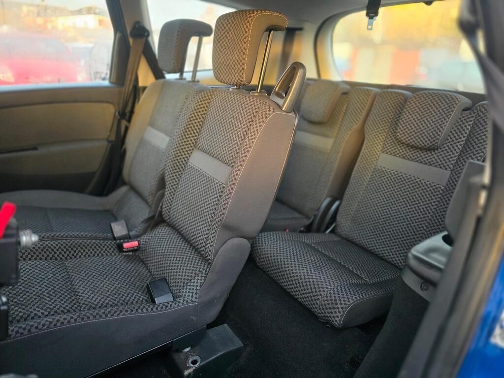 Used Renault Grand Scenic 2011 for sale - 77019836: Photo 16