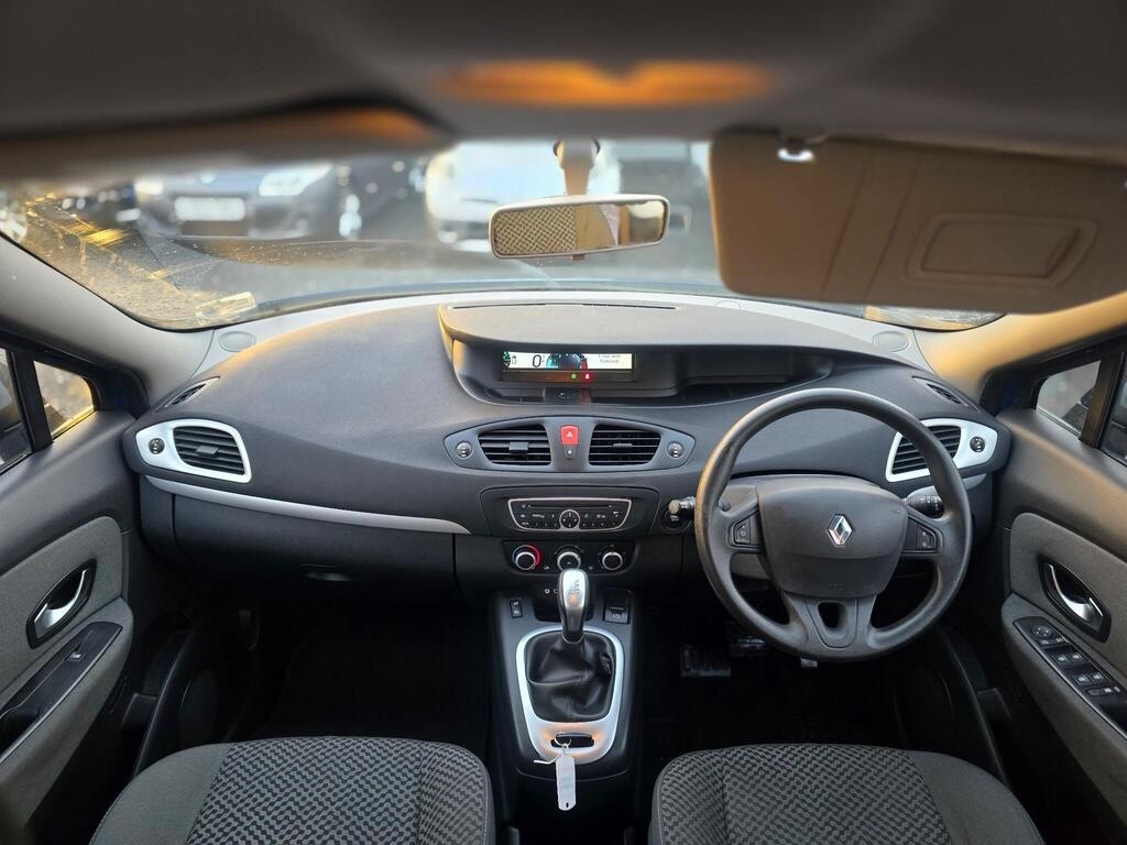 Used Renault Grand Scenic 2011 for sale - 77019836: Photo 19