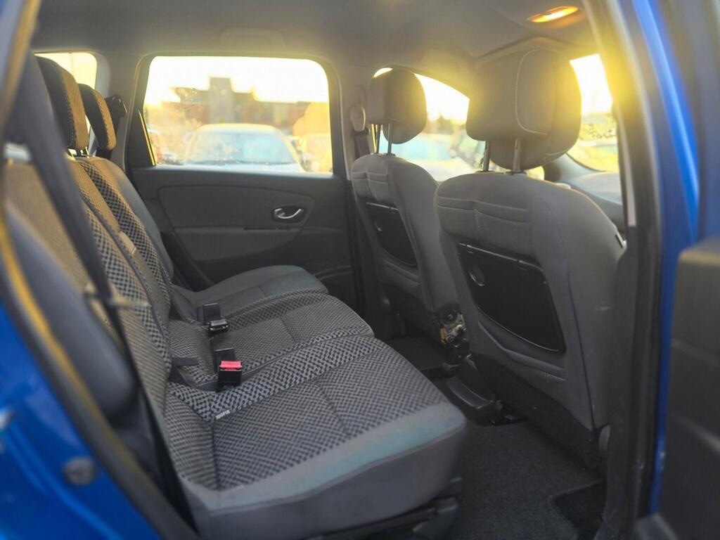 Used Renault Grand Scenic 2011 for sale - 77019836: Photo 22