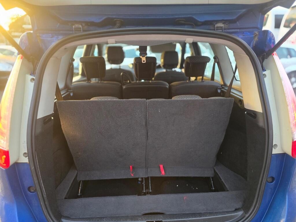 Used Renault Grand Scenic 2011 for sale - 77019836: Photo 24