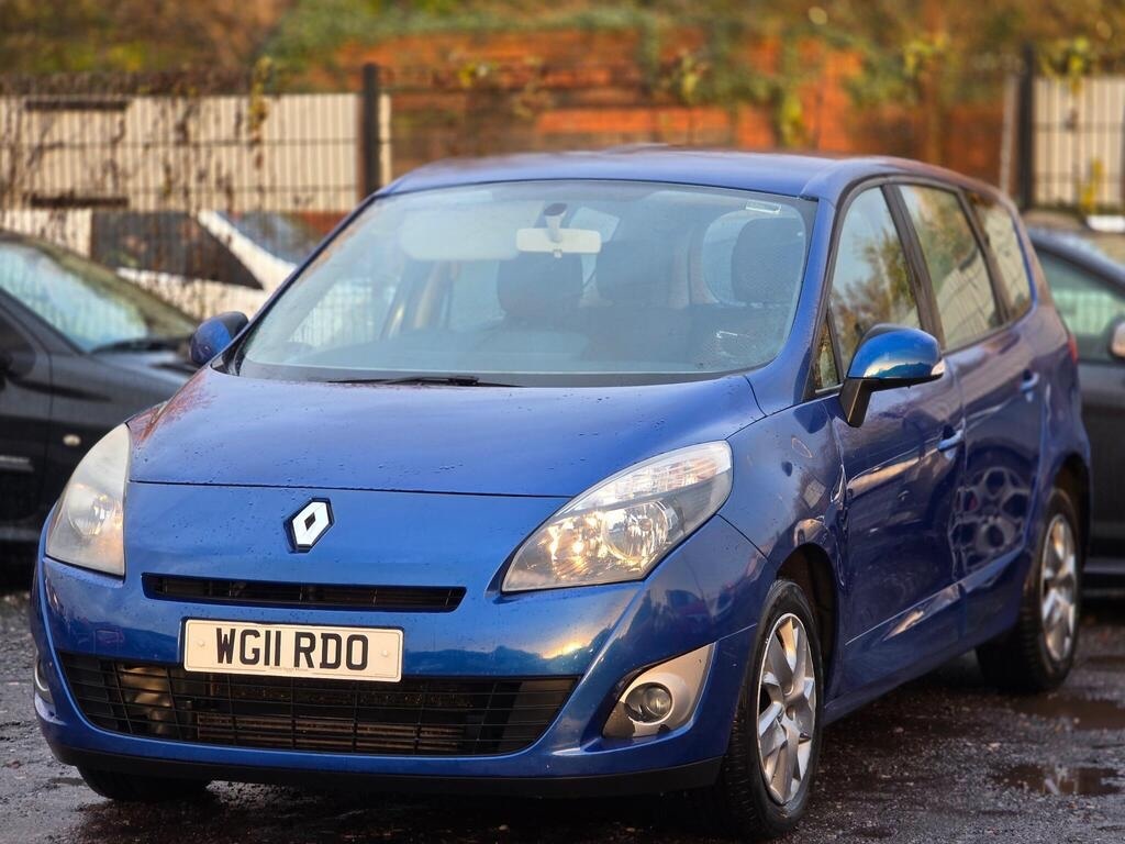 Used Renault Grand Scenic 2011 for sale - 77019836: Photo 6