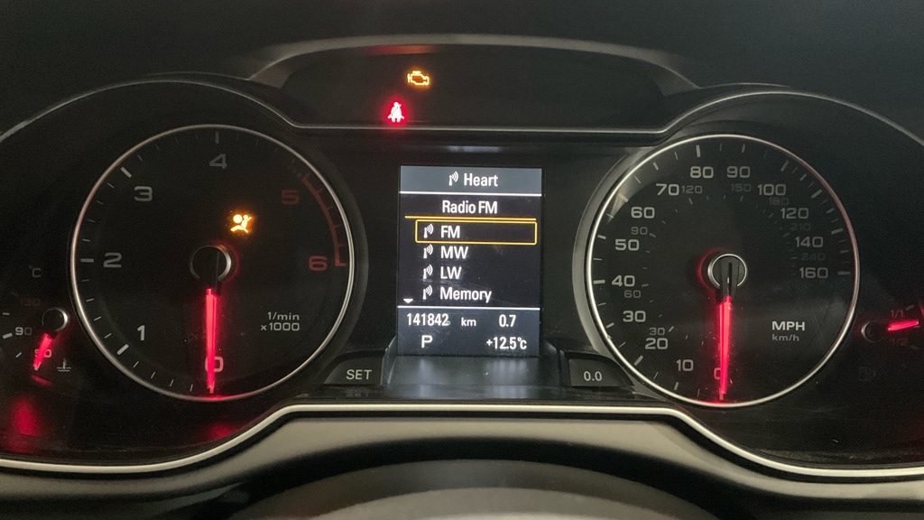 Used Audi A4 2013 for sale - 76346890: Photo 10