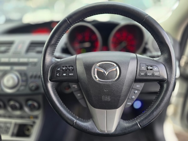 Used Mazda Mazda3 2011 for sale - 76322160: Photo 14