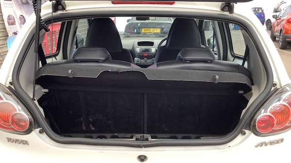 Used Toyota AYGO 2012 for sale - 76266171: Photo 7