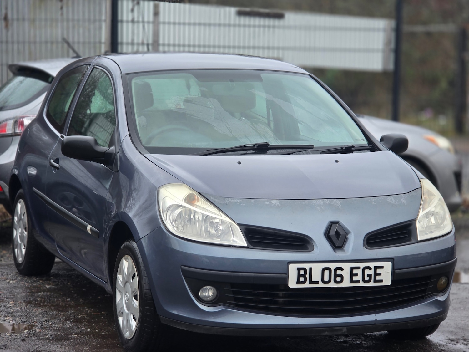 Used Renault Clio 2006 for sale - 77297944: Photo 2