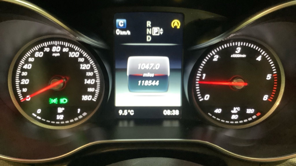 Used Mercedes-Benz C Class 2014 for sale - 77079240: Photo 10