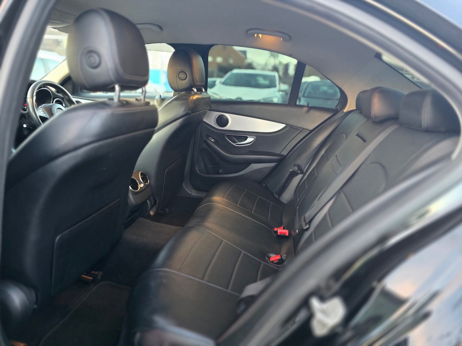 Used Mercedes-Benz C Class 2014 for sale - 77079240: Photo 29