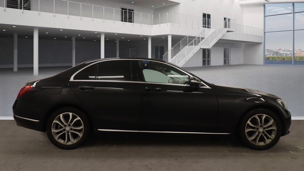 Used Mercedes-Benz C Class 2014 for sale - 77079240: Photo 5