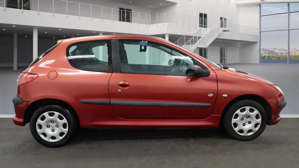 Used Peugeot 206 2005 for sale - 77652959: Photo 5