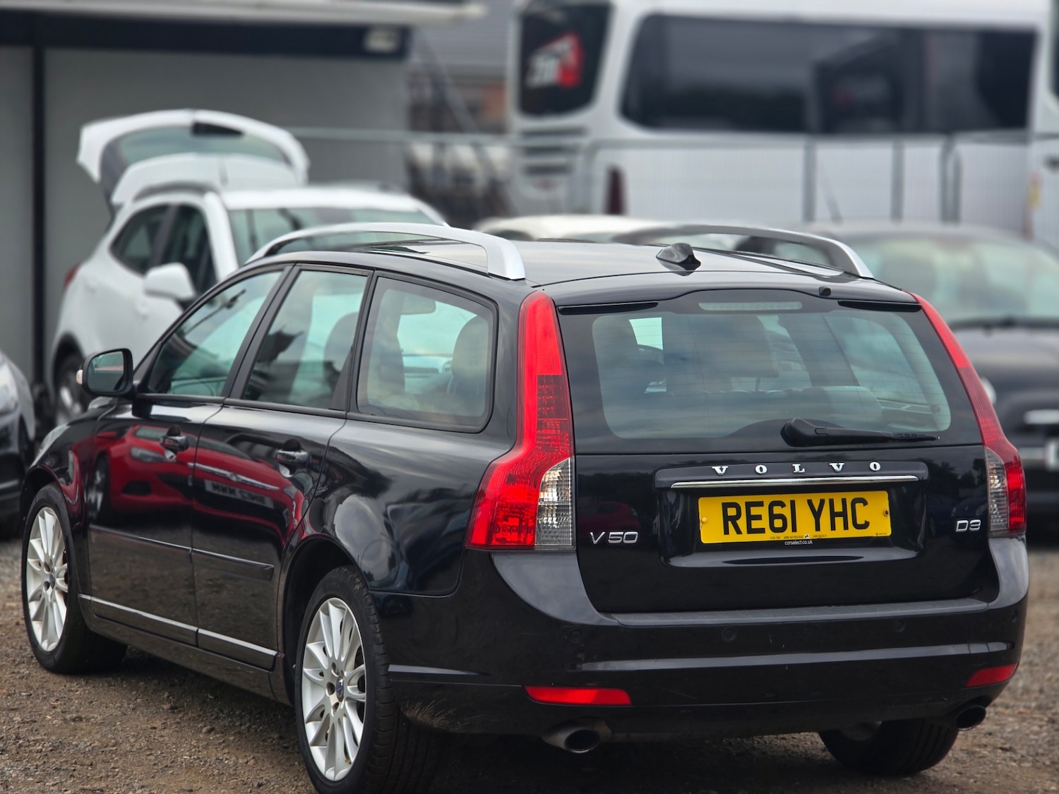 Used Volvo V50 2011 for sale - 76089670: Photo 10