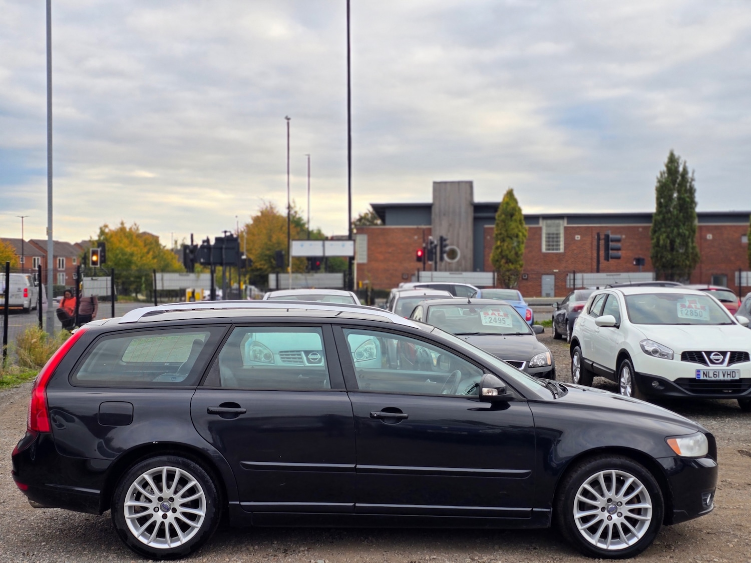 Used Volvo V50 2011 for sale - 76089670: Photo 7