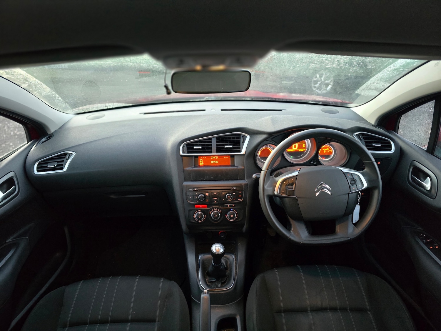 Used Citroen C4 2012 for sale - 76624312: Photo 16