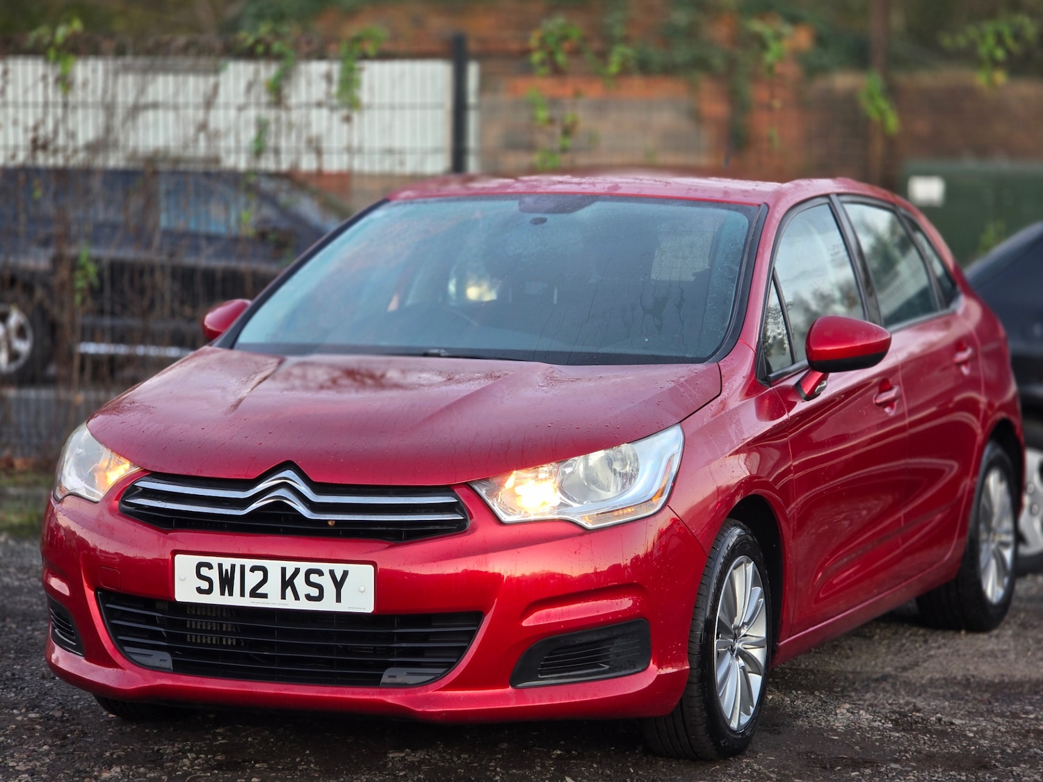Used Citroen C4 2012 for sale - 76624312: Photo 4