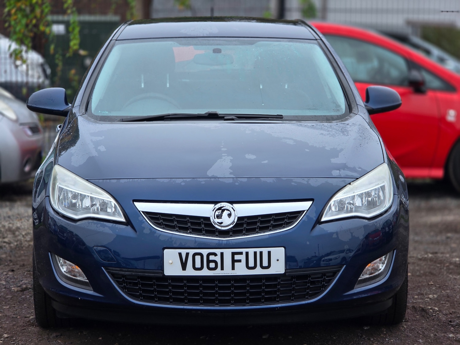 Used Vauxhall Astra 2011 for sale - 76718984: Photo 2
