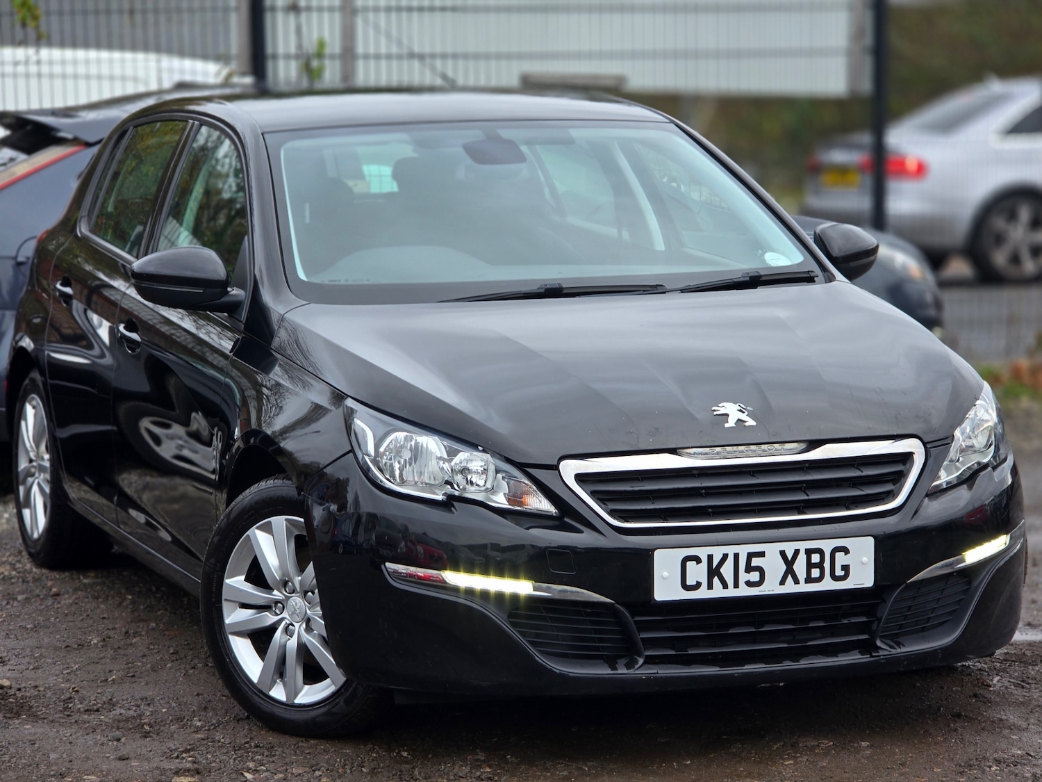 Used Peugeot 308 2015 for sale - 76720149: Photo 1