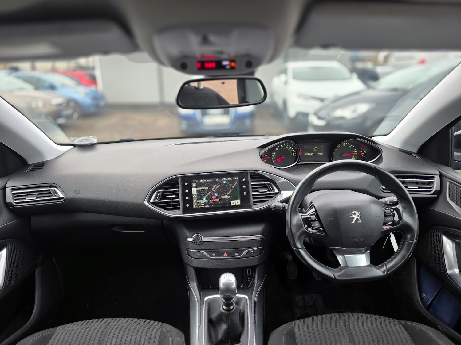 Used Peugeot 308 2015 for sale - 76720149: Photo 16