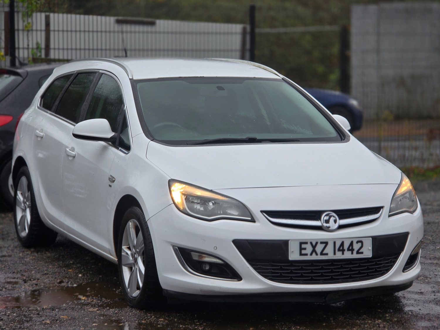 Used Vauxhall Astra 2013 for sale - 76588585: Photo 4