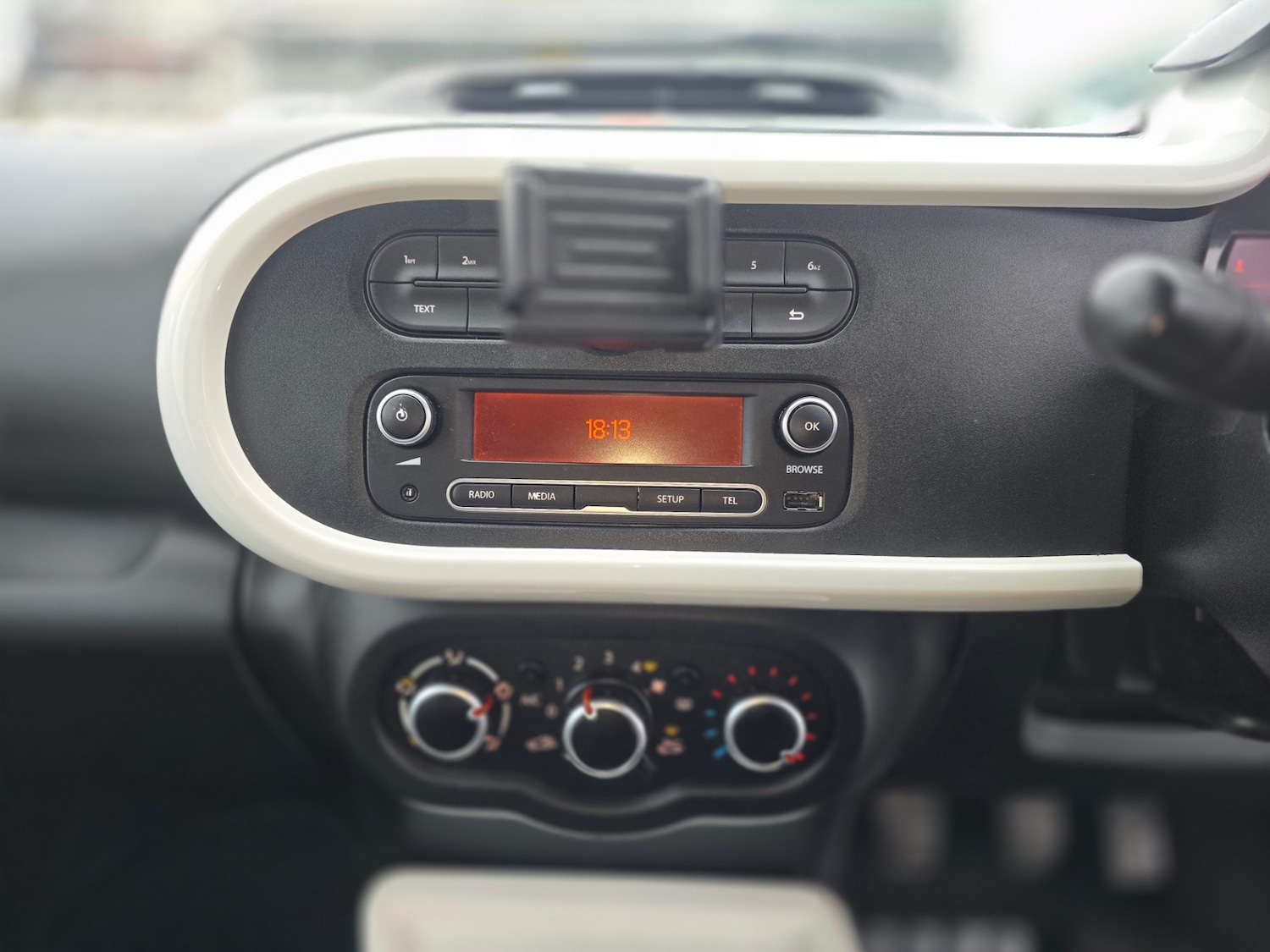 Used Renault Twingo 2015 for sale - 77379301: Photo 15