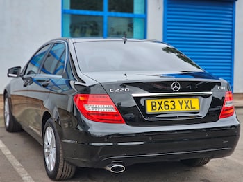 Used Mercedes-Benz C Class 2013 for sale - 79273001: Photo