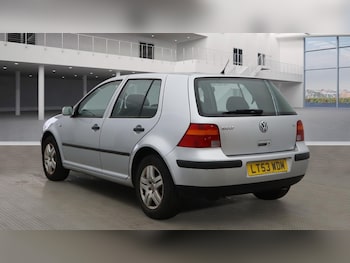 Used Volkswagen Golf 2003 for sale - 77796690: Photo
