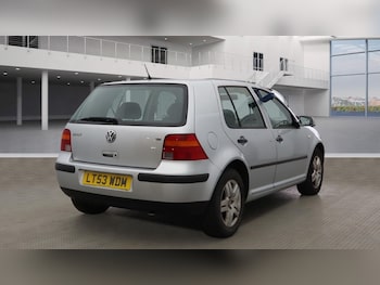 Used Volkswagen Golf 2003 for sale - 77796690: Photo
