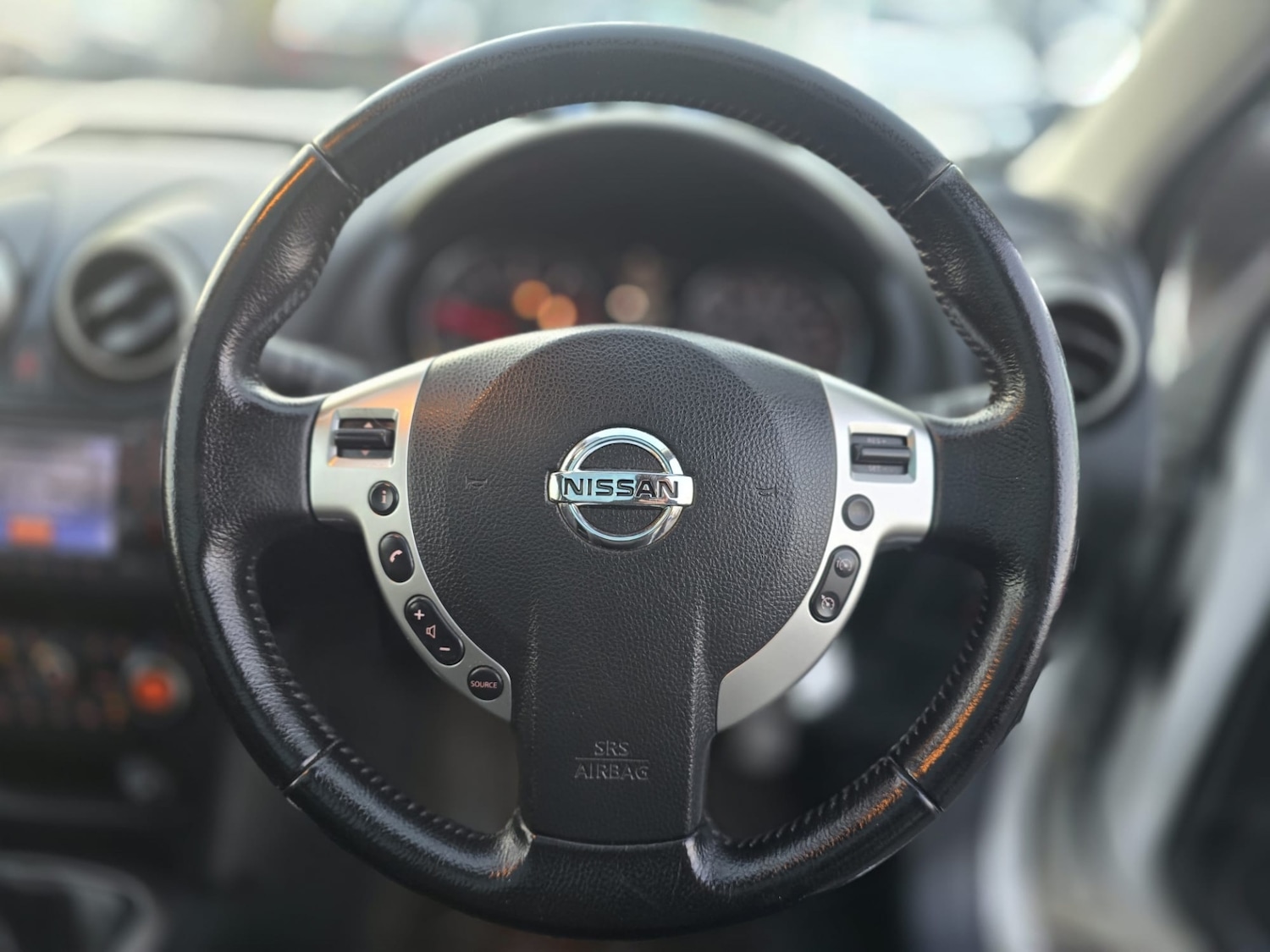 Used Nissan Qashqai 2011 for sale - 76748304: Photo 14