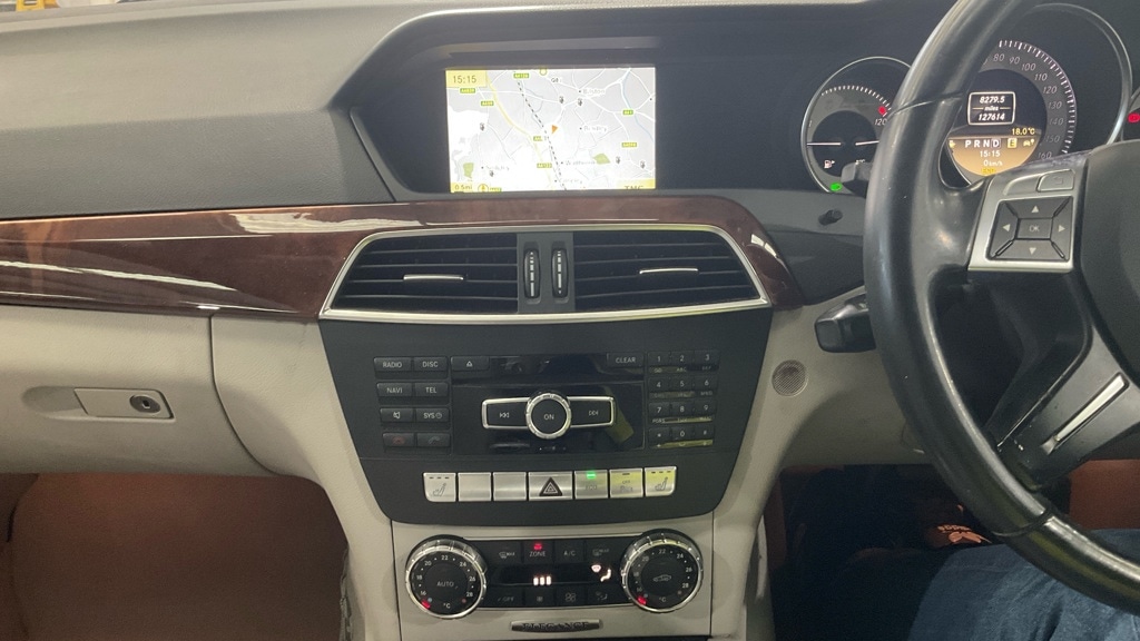 Used Mercedes-Benz C-Class 2011 for sale - 76146291: Photo 11