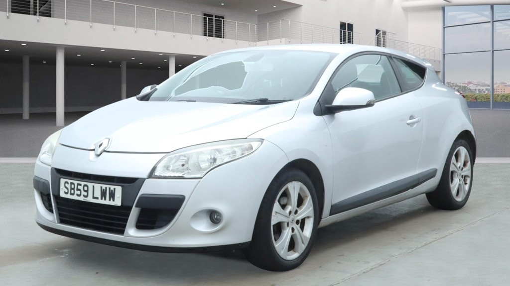 Used Renault Megane 2009 for sale - 76492516: Photo 2