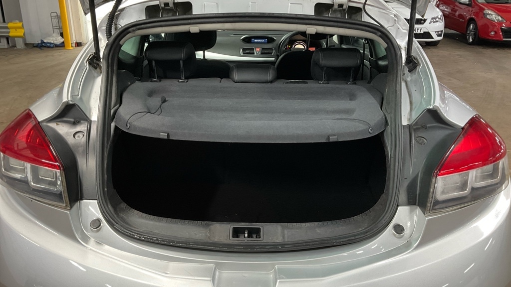 Used Renault Megane 2009 for sale - 76492516: Photo 7