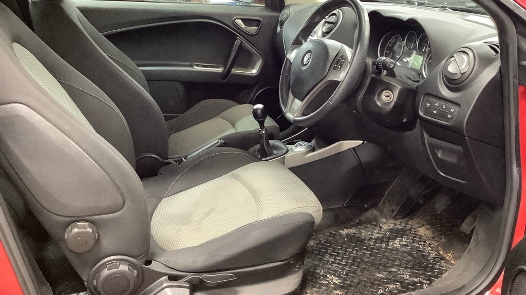 Used Alfa Romeo MiTo 2011 for sale - 77256823: Photo 15