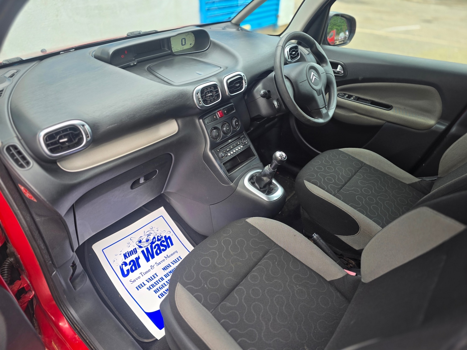 Used Citroen C3 Picasso 2009 for sale - 77762669: Photo 20