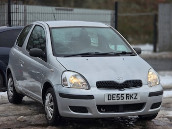 Used Toyota Yaris 2005 for sale - 77165121: Photo