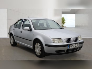 Used Volkswagen Bora 2004 for sale - 78411619: Photo