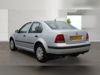 Used Volkswagen Bora 2004 for sale - 78411619: Photo